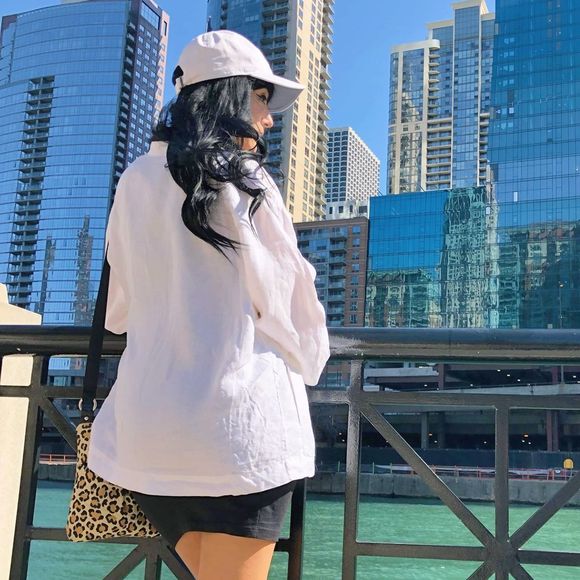 Meet your Posher, Lísette - Picture 1 of 1